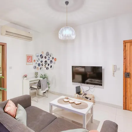 Cosy 1br In The Heart Of St Julians With Wifi Saint Julian's
