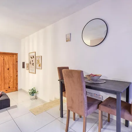 Cosy 1br In The Heart Of St Julians With Wifi Apartmán *