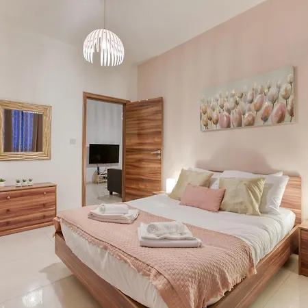 Cosy 1br In The Heart Of St Julians With Wifi San Giuliano